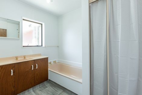 Photo of property in 24b Kotuku Place, Taradale, Napier, 4112