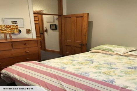 Photo of property in 17 Upper Bourke Street, Kilbirnie, Wellington, 6022