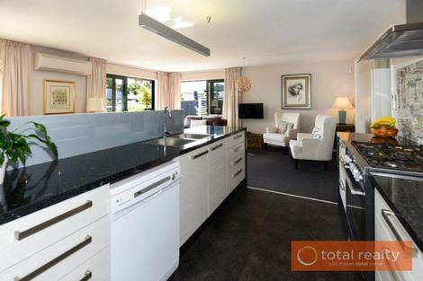 Photo of property in 21 Old Red Barn Road, Halswell, Christchurch, 8025