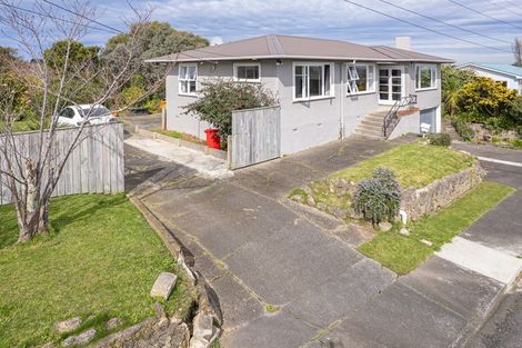 Photo of property in 13 East Way, Durie Hill, Whanganui, 4500