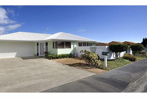 Photo of property in 77 Kingsford Drive, Stoke, Nelson, 7011