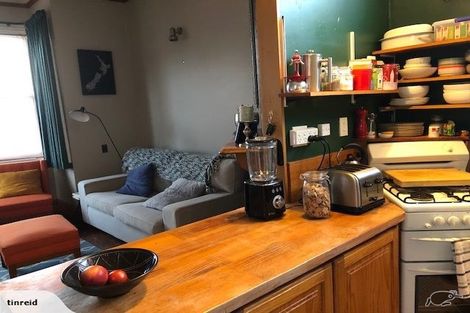 Photo of property in 25 Douglas Street, Mount Cook, Wellington, 6021