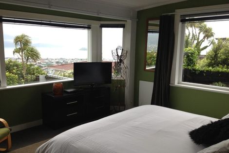 Photo of property in 92c Dowse Drive, Maungaraki, Lower Hutt, 5010