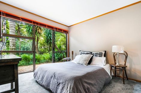 Photo of property in 91 Avonleigh Road, Green Bay, Auckland, 0604