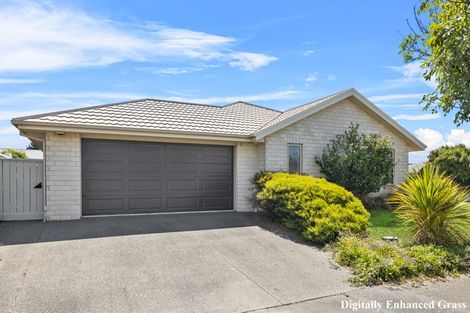 Photo of property in 1 Iti Place, Parklands, Christchurch, 8083