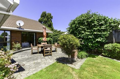 Photo of property in 98 Regency Crescent, Redwood, Christchurch, 8051