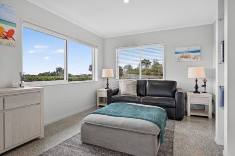 Photo of property in 52 Daniel Parade, Mangawhai, Wellsford, 0975