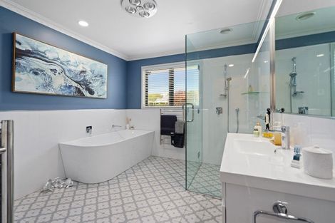 Photo of property in 2 Princes Street, Cambridge, 3434