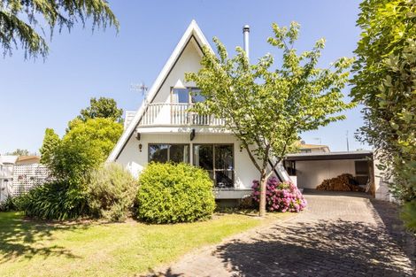 Photo of property in 7 Hamlin Place, Greenmeadows, Napier, 4112