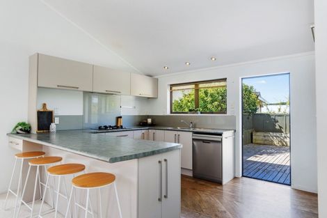 Photo of property in 16 Forrester Drive, Welcome Bay, Tauranga, 3112