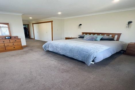 Photo of property in 36 Hinau Street, Woburn, Lower Hutt, 5011