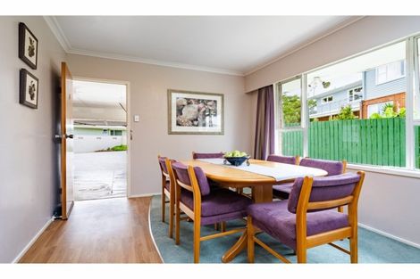 Photo of property in 17 Scanlen Terrace, Kelston, Auckland, 0602