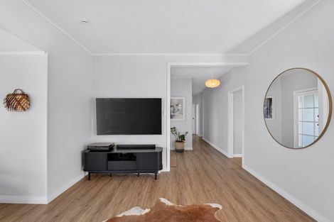 Photo of property in 1 Lowry Terrace, Marewa, Napier, 4110
