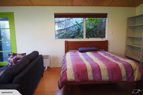 Photo of property in 119 Houghton Bay Road, Houghton Bay, Wellington, 6023