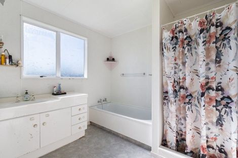 Photo of property in 23 Phillips Street, Sanson, 4817