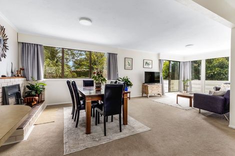 Photo of property in 10 Lawry Street, Moturoa, New Plymouth, 4310