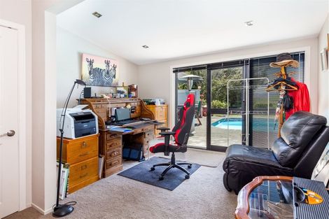 Photo of property in 1335 Kahikatea Flat Road, Kaukapakapa, 0871