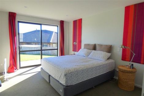 Photo of property in 70 Dillon Drive, Bell Block, New Plymouth, 4312
