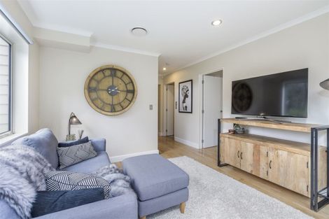 Photo of property in 82f Verbena Road, Birkdale, Auckland, 0626