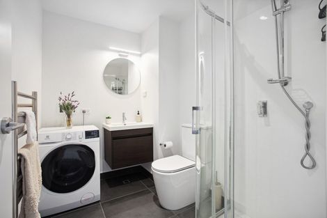 Photo of property in 3/2 Sioux Road, Hobsonville, Auckland, 0616