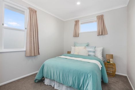 Photo of property in 27 Herewini Street, Titahi Bay, Porirua, 5022
