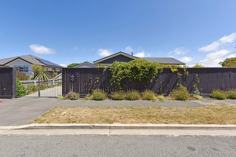 Photo of property in 79 Willryan Avenue, New Brighton, Christchurch, 8083