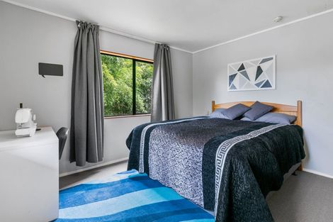 Photo of property in 2a Parklands Avenue, Swanson, Auckland, 0612