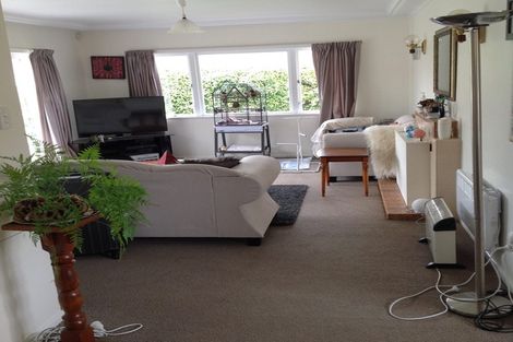 Photo of property in 516 Te Atatu Road, Te Atatu Peninsula, Auckland, 0610