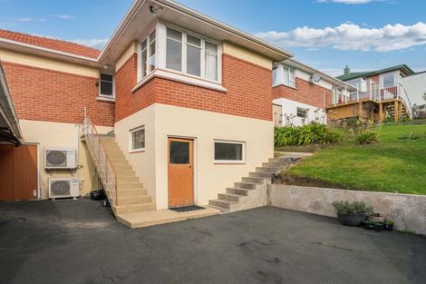 Photo of property in 122 Easther Crescent, Kew, Dunedin, 9012