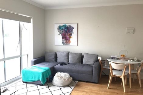 Photo of property in 21e Stamford Crescent, Flat Bush, Auckland, 2019