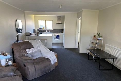 Photo of property in 2/802 Victoria Street, Parkvale, Hastings, 4122