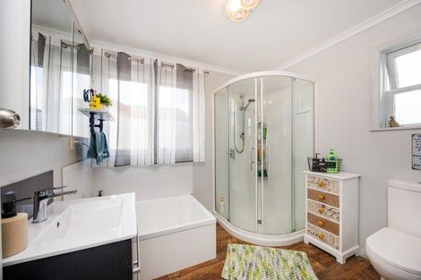 Photo of property in 26 Lincoln Street, Ashhurst, 4810