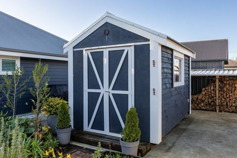 Photo of property in 5 Grooby Place, Havelock North, 4130