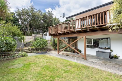 Photo of property in 27 Puriri Road, Waikanae, 5036