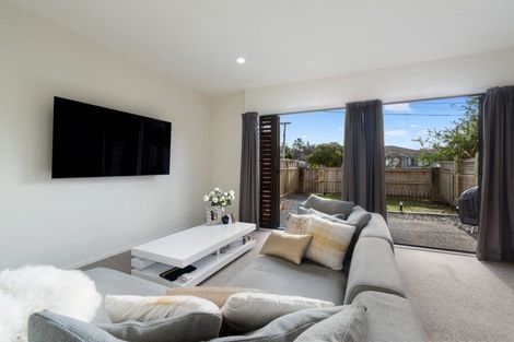 Photo of property in 47/11 The Avenue, Albany, Auckland, 0632
