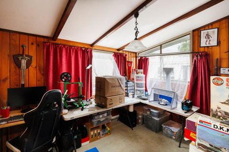 Photo of property in 182 Amberley Avenue, Highbury, Palmerston North, 4412