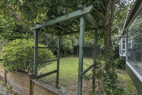 Photo of property in 108 Coronation Road, Hillcrest, Auckland, 0627