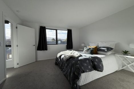 Photo of property in 4b Bathurst Street, Silverstream, Upper Hutt, 5019