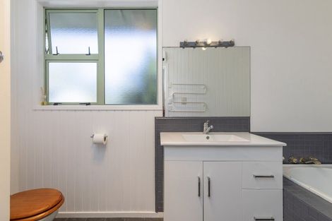 Photo of property in 114 Taharepa Road, Hilltop, Taupo, 3330