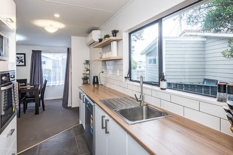 Photo of property in 3 Dennis Taylor Court, Paraparaumu, 5032