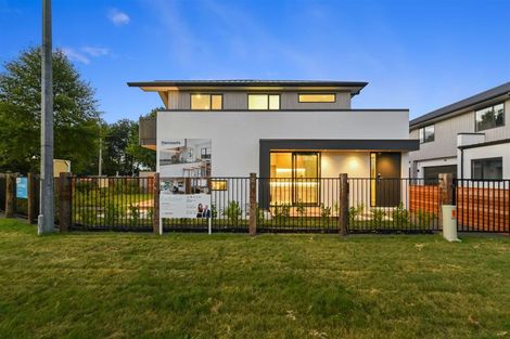 Photo of property in 1/64 Banbury Crescent, Fairfield, Hamilton, 3214