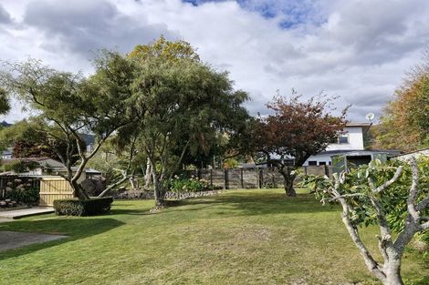 Photo of property in 26 Hawthorn Crescent, Stokes Valley, Lower Hutt, 5019