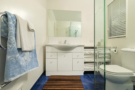 Photo of property in 6 Grassfield Place, Waimauku, 0812