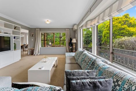 Photo of property in 25 Homewood Place, Chatswood, Auckland, 0626