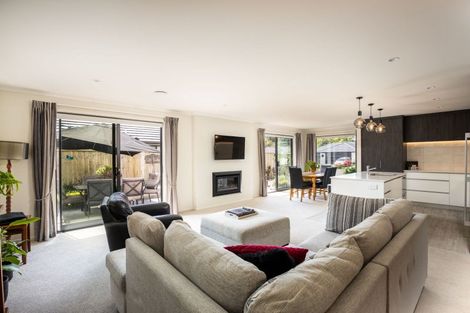 Photo of property in 12 Rehua Place, Waiwhakaiho, New Plymouth, 4312