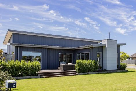 Photo of property in 2 Benjes Place, Woodend, 7610