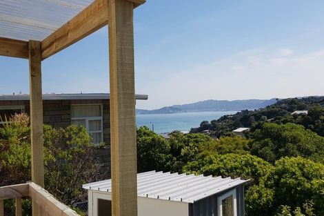 Photo of property in 107 Dowse Drive, Maungaraki, Lower Hutt, 5010