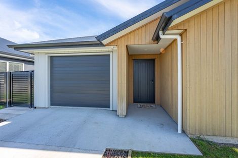 Photo of property in 24 Enereta Road, Otaki, 5512