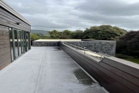 Photo of property in 2 Victoria Road, Omata, New Plymouth, 4374