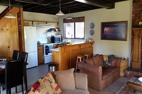 Photo of property in 231 Beacon Point Road, Wanaka, 9305